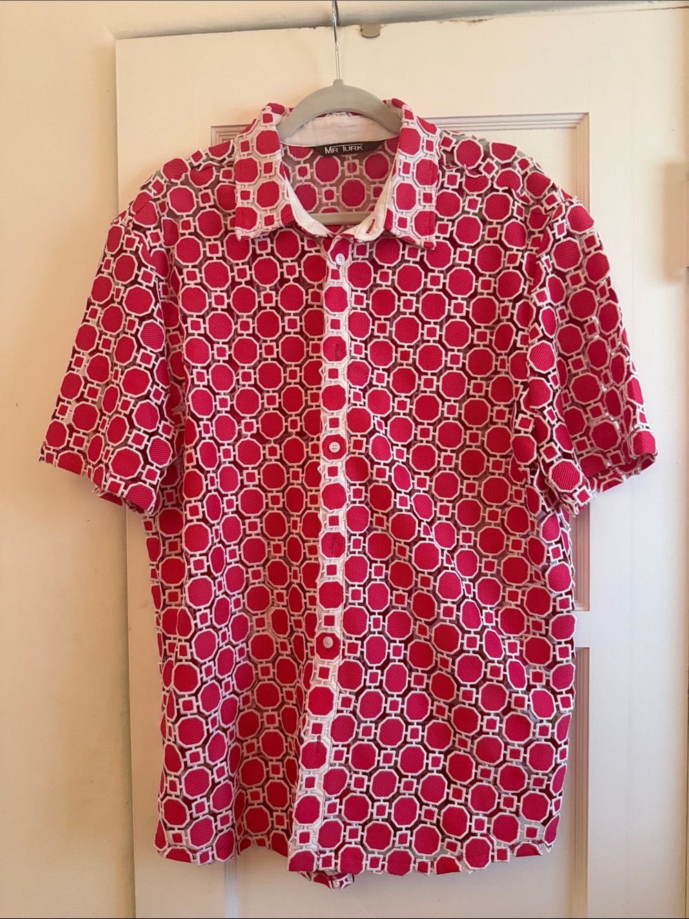 Men's Red Geometric Short-Sleeve Shirt -